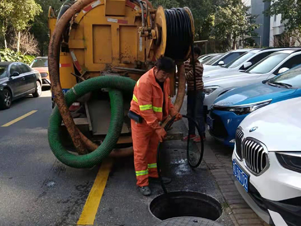 松潘排污管道清淤